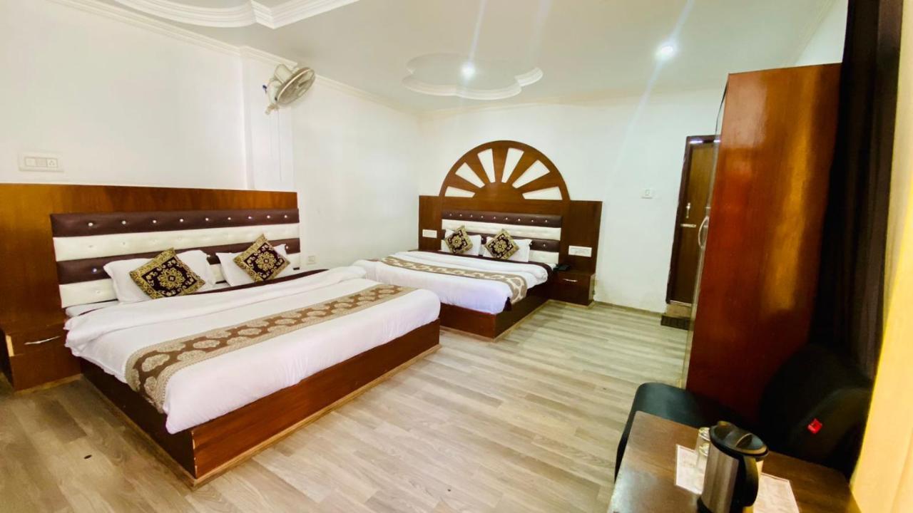 Hotel Purnima Riverside 卡索尔 外观 照片