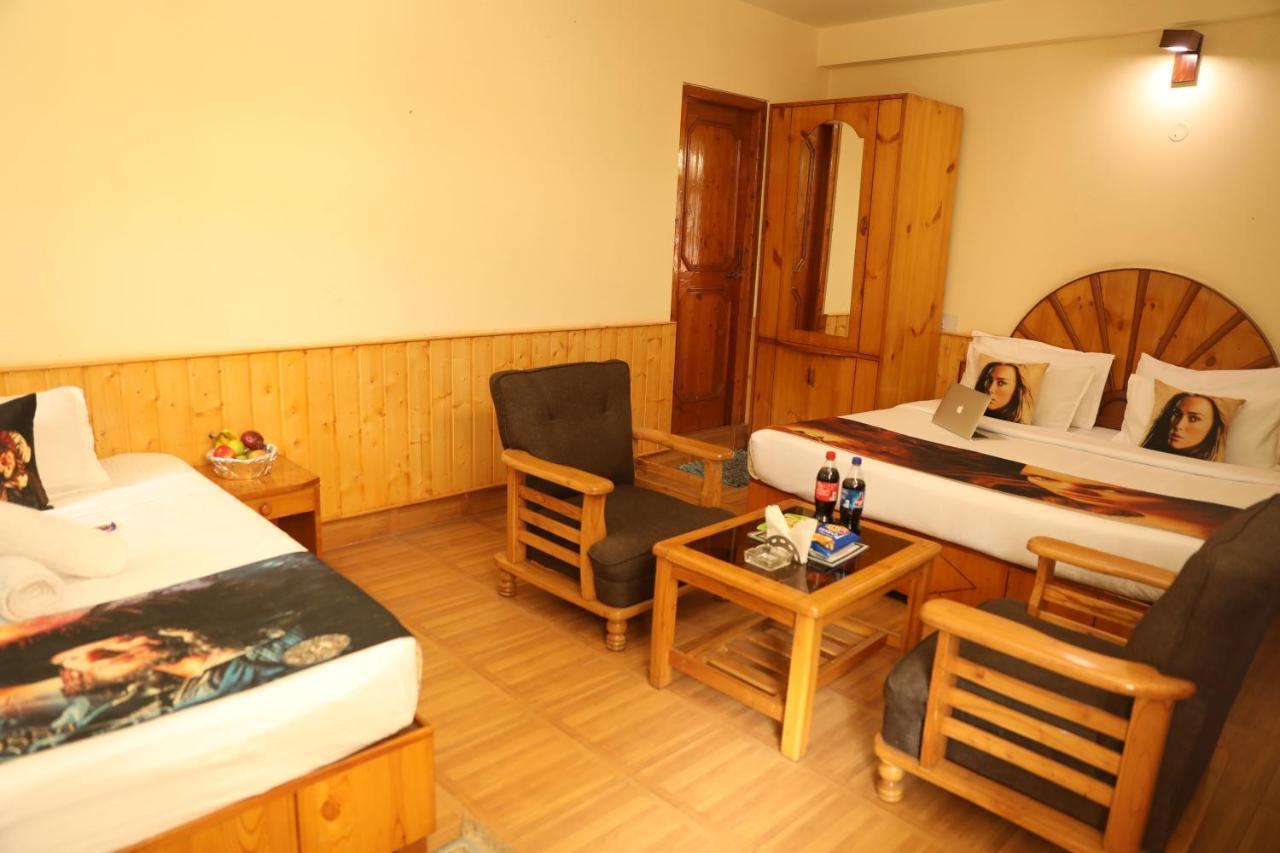 Hotel Purnima Riverside 卡索尔 外观 照片